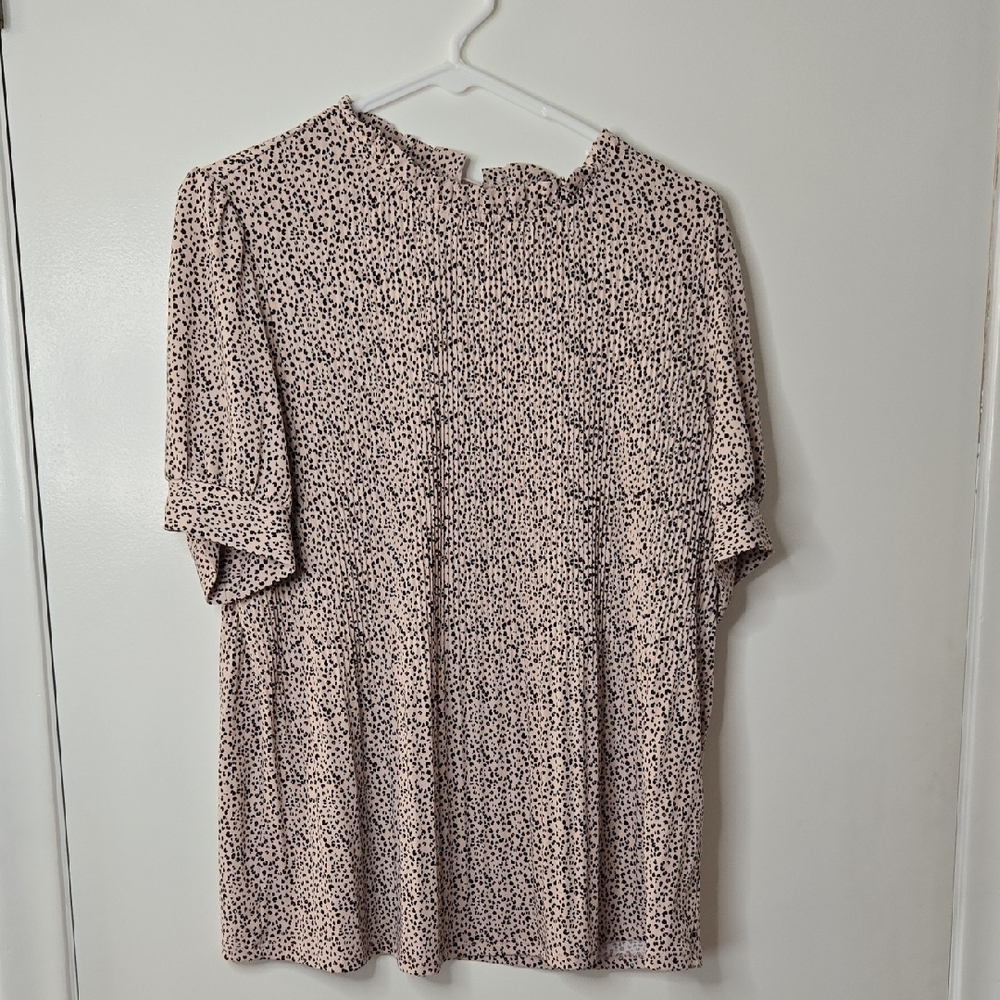 Adrianna Papell Pink and Black Printed Short Sleeve Blouse